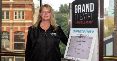 Success with Zomaron: Grand Theatre Success with Zomaron: Grand Theatre