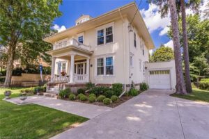 Home of the Week: 520 Sydenham Street
