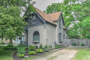 496 Quebec Street 