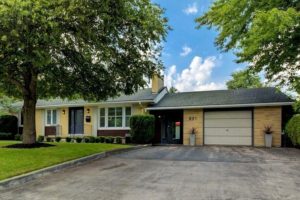 931 Luxton Drive