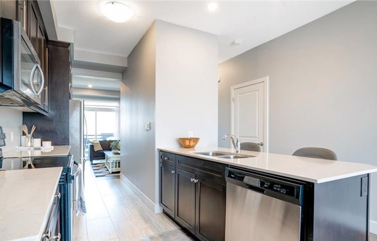 Home of the Week: 222–1960 Dalmagarry Road 266 Tartan Drive RE/MAX Hallmark A Team London