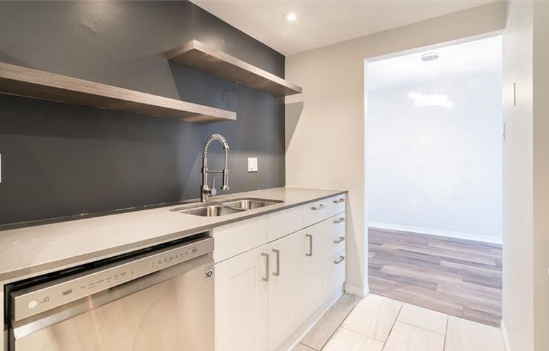 Home of the Week: 503-155 Kent Street 155 kent street London Inc. Realty