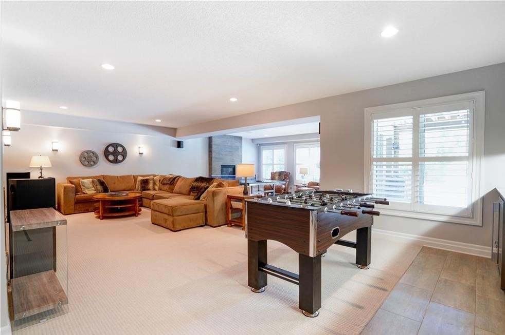 Home of the Week: 2459 Waterside Close 2459 Waterside Close London Inc. Realty