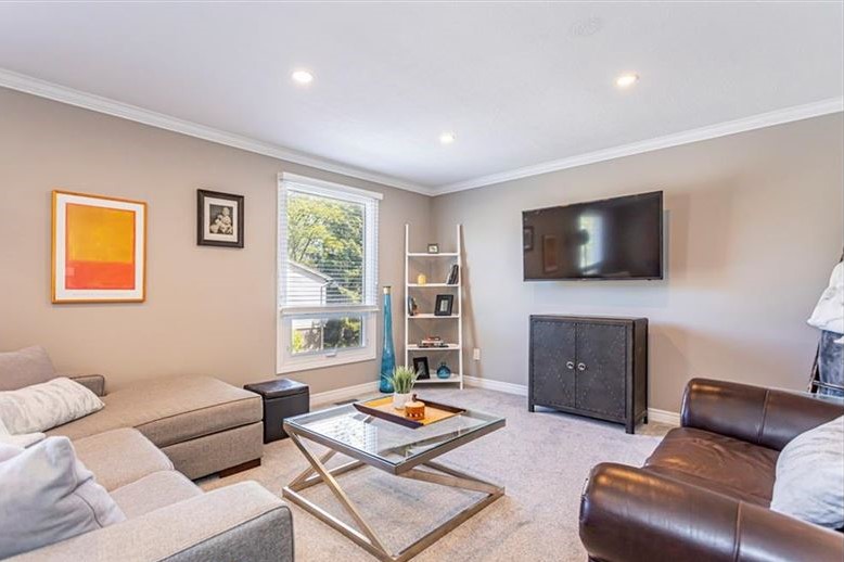 Home of the Week: 407 Everglade Crescent 407 Everglade Crescent London Inc. Realty