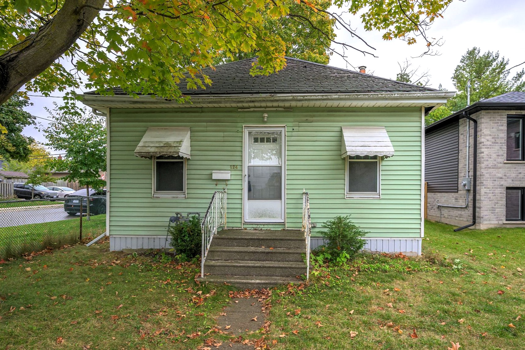 Price Check price check London Inc. Realty
