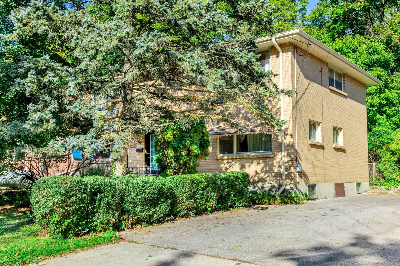 Price Check price check London Inc. Realty