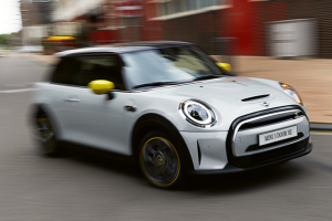 mini cooper ev