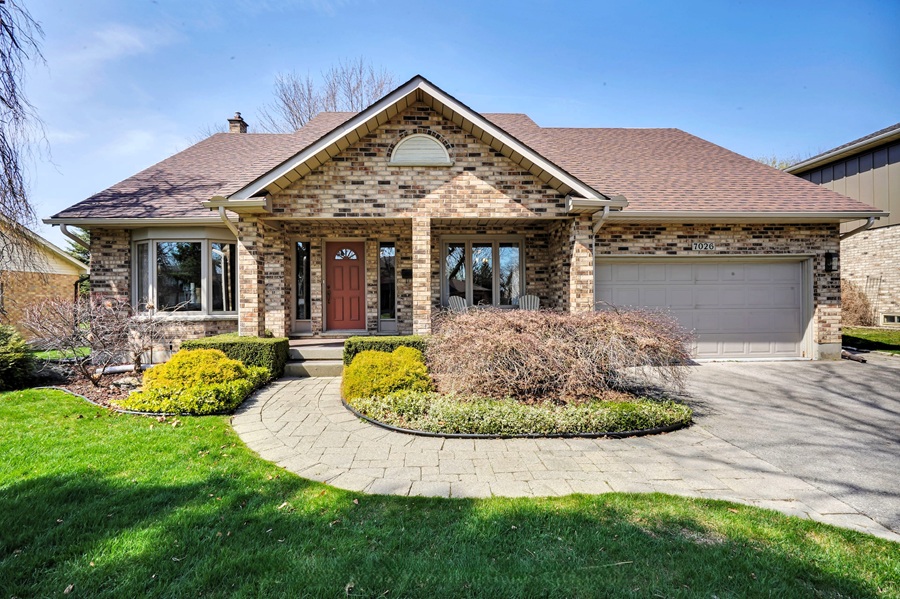 7026 Diane Crescent