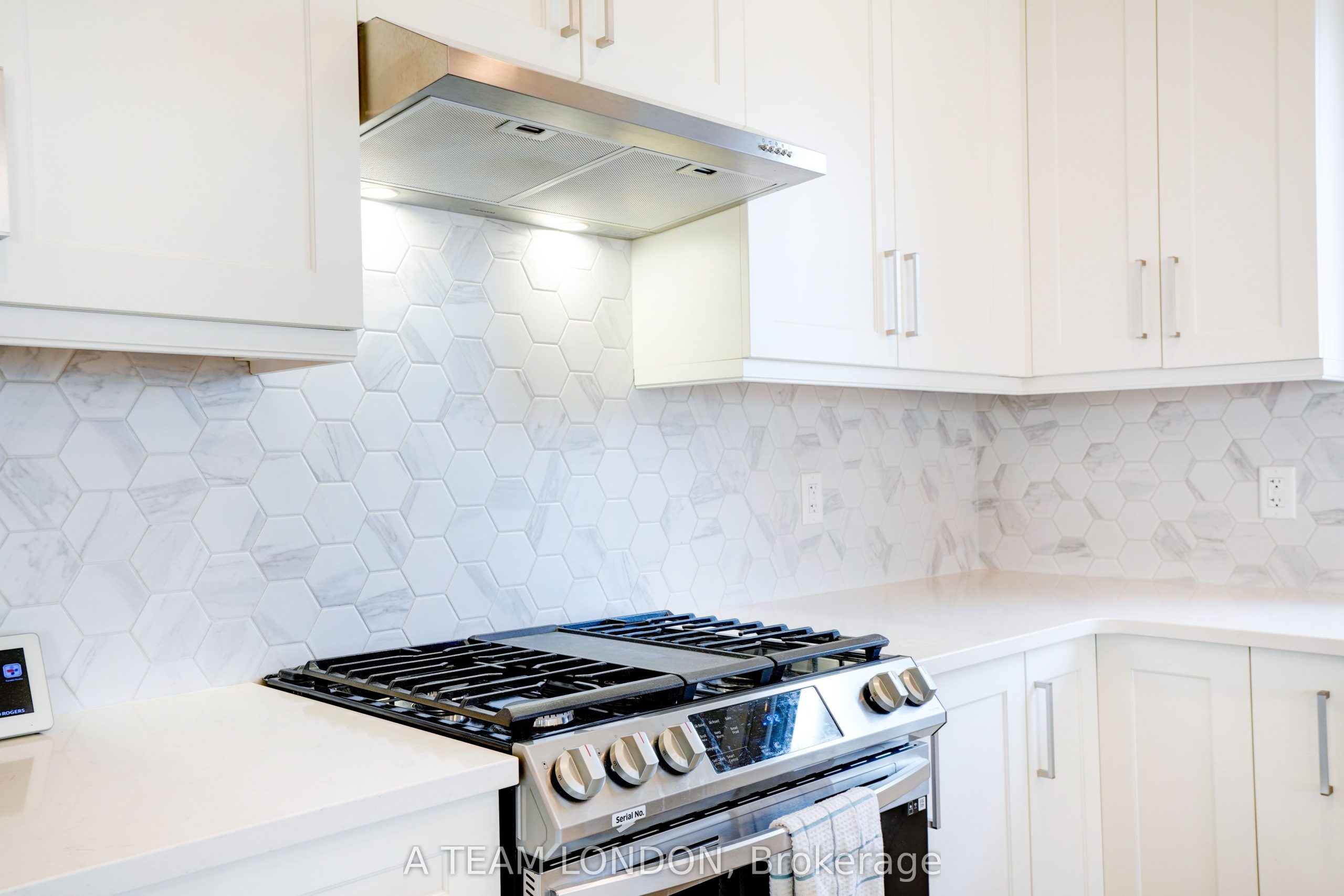 Home of the Week: 421 Breakwater Boulevard 421 Breakwater Boulevard Home of the Week