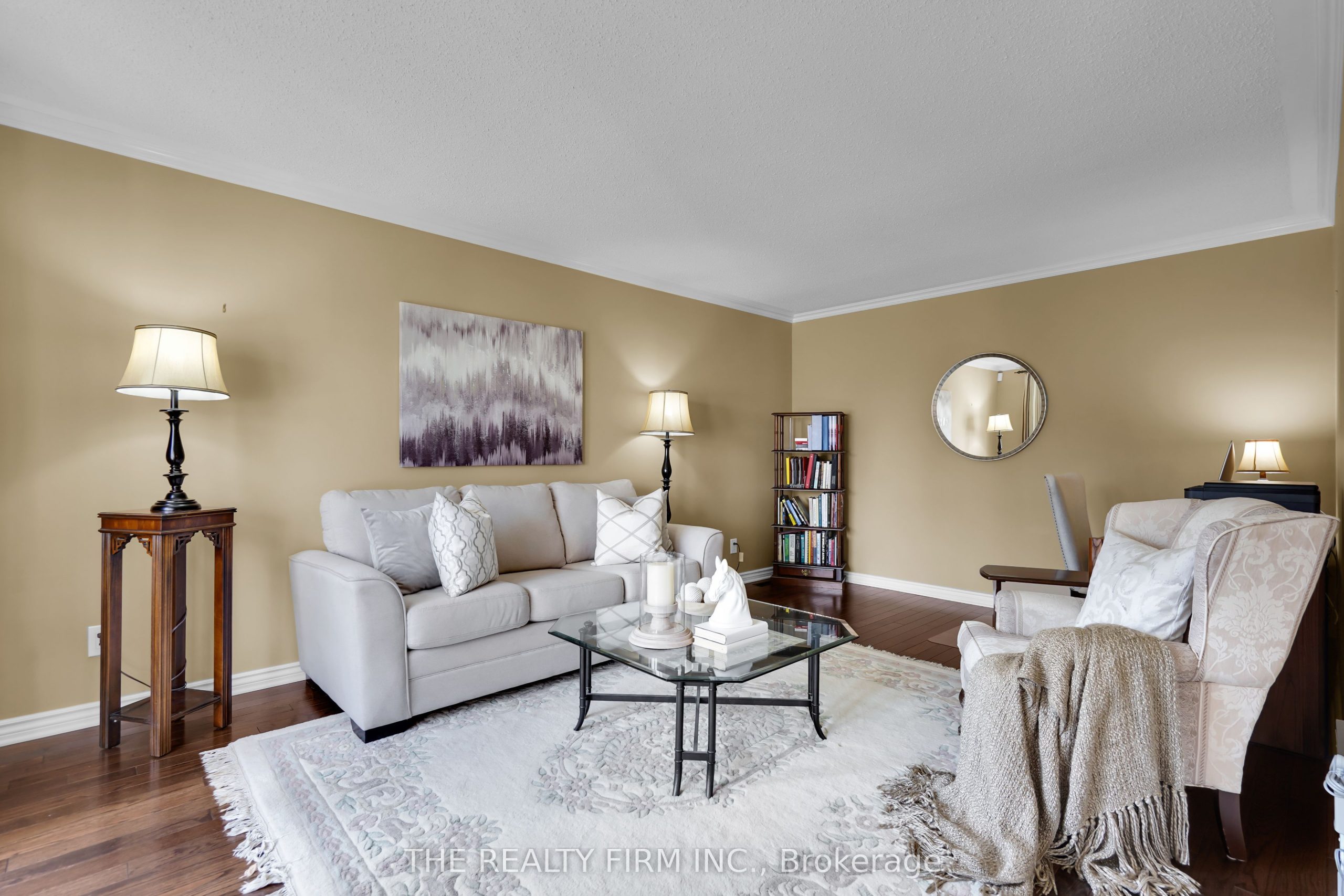 Home of the Week: 7026 Diane Crescent 7026 Diane Crescent London Inc. Realty