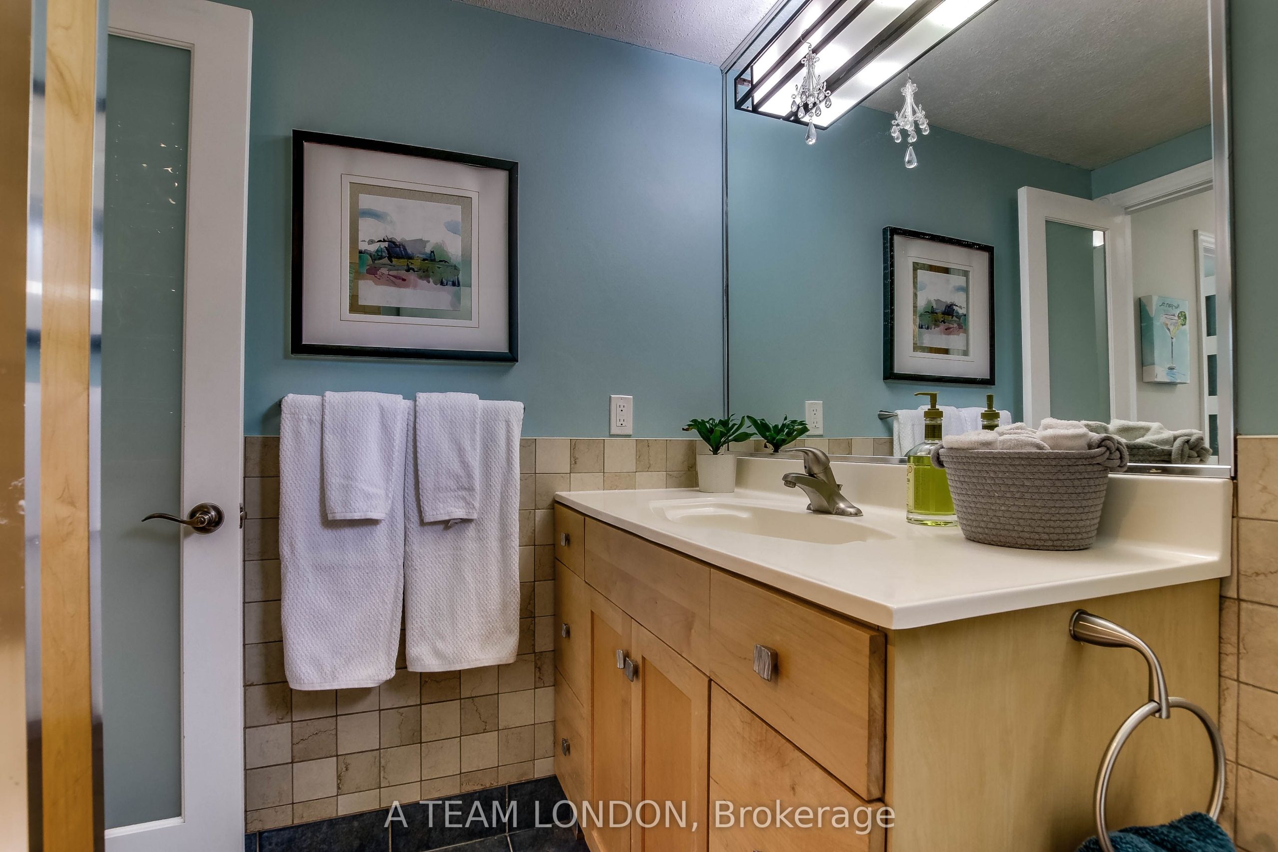 Home of the Week: 79 Yardley Wood Road 79 yardley wood London Inc. Realty