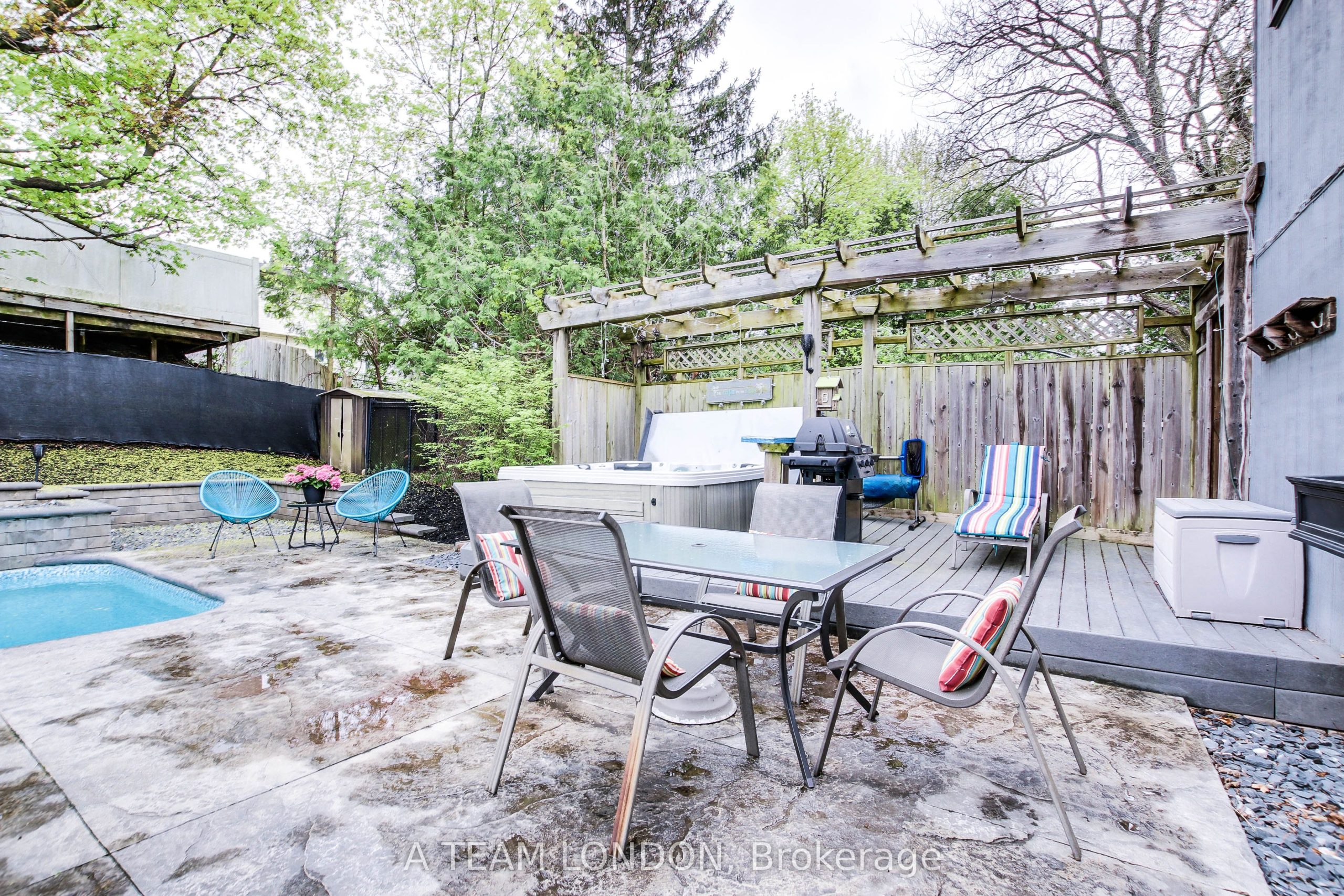 Home of the Week: 79 Yardley Wood Road 79 yardley wood London Inc. Realty