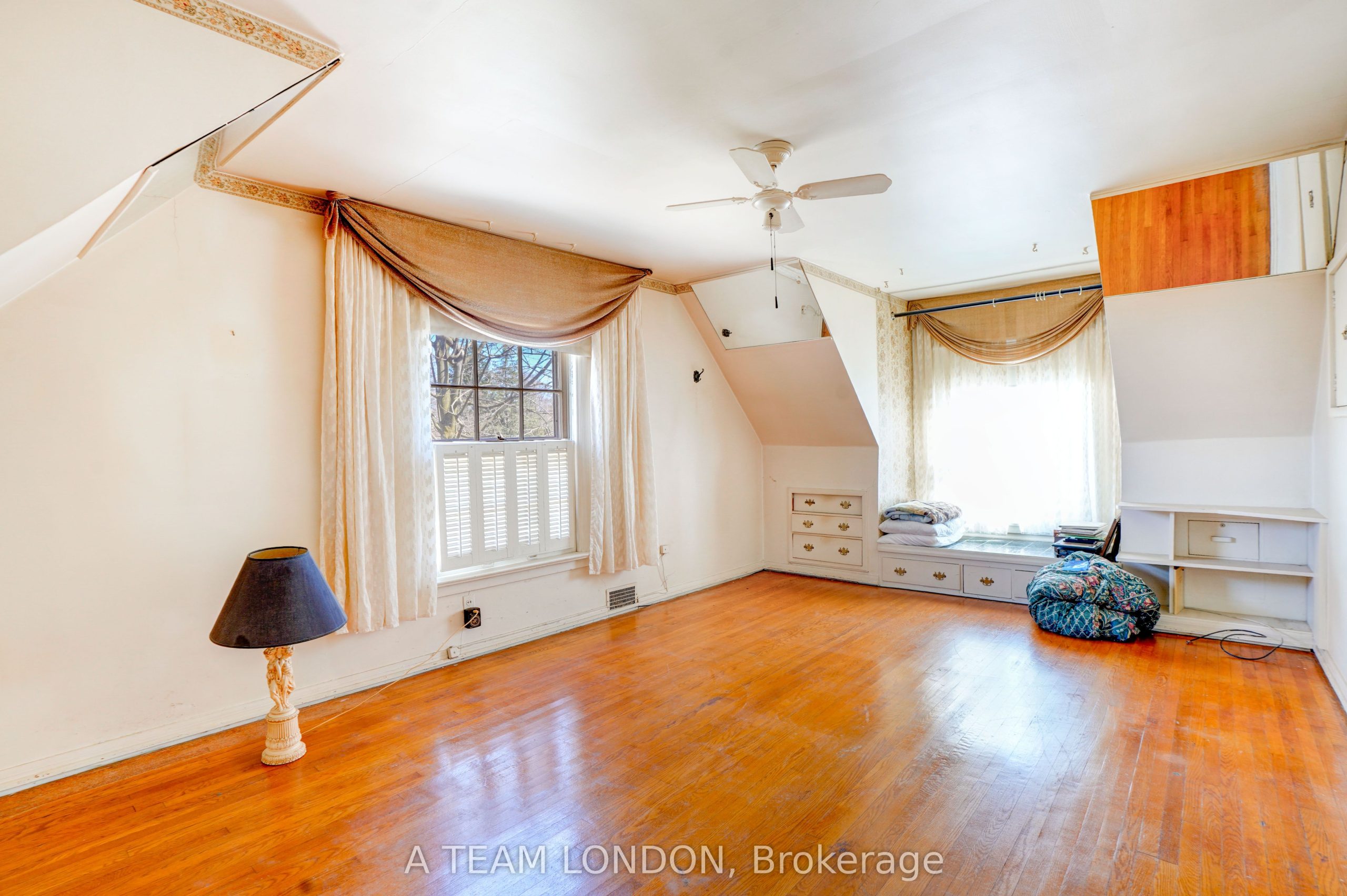 Home of the Week: 422 Chester Street 422 Chester Street Home of the Week
