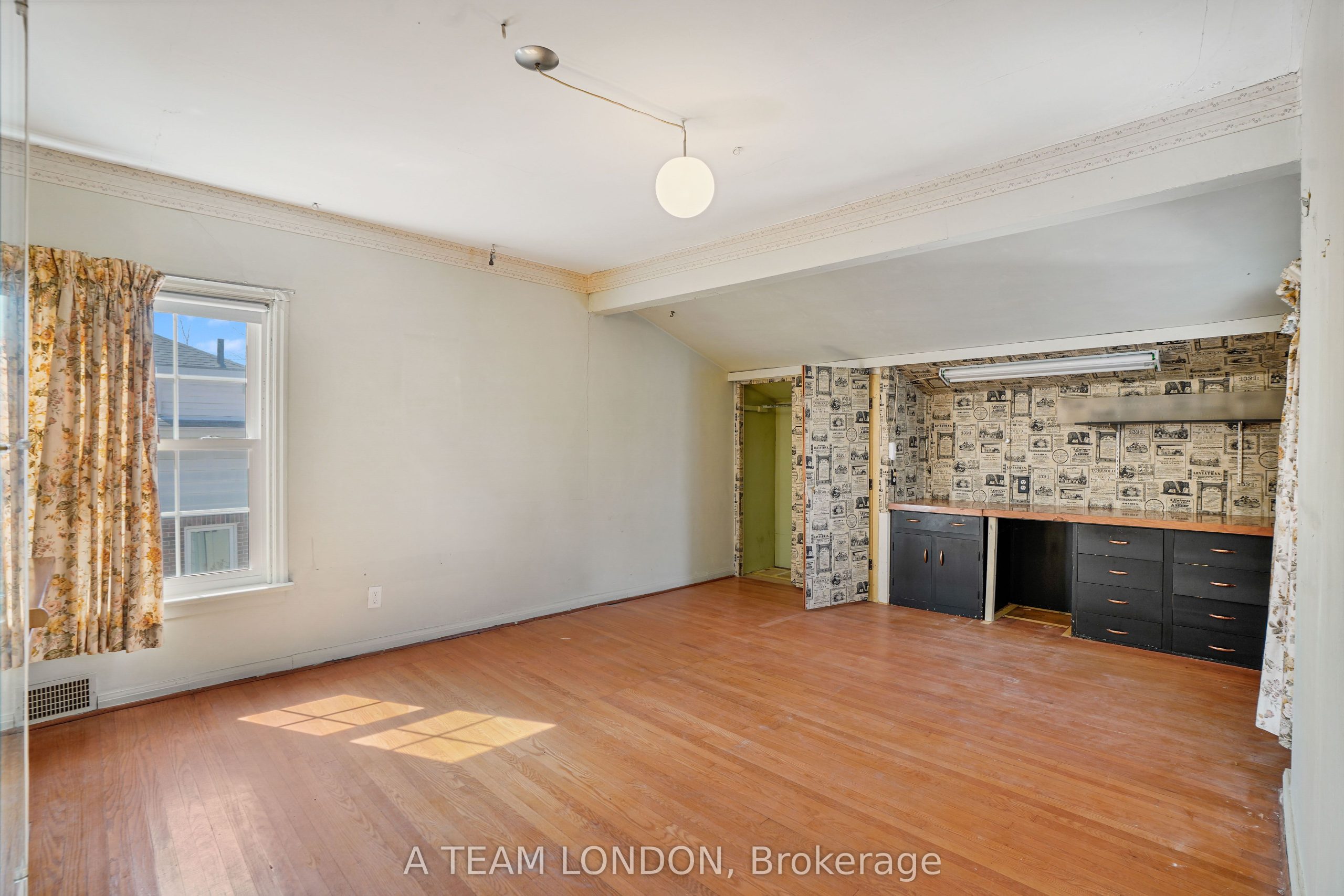 Home of the Week: 422 Chester Street 422 Chester Street Home of the Week