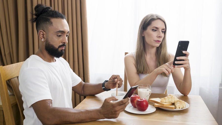Overusing tech in relationships can kill spontaneity in Calgary romances tech in relationships Partner Spotlight