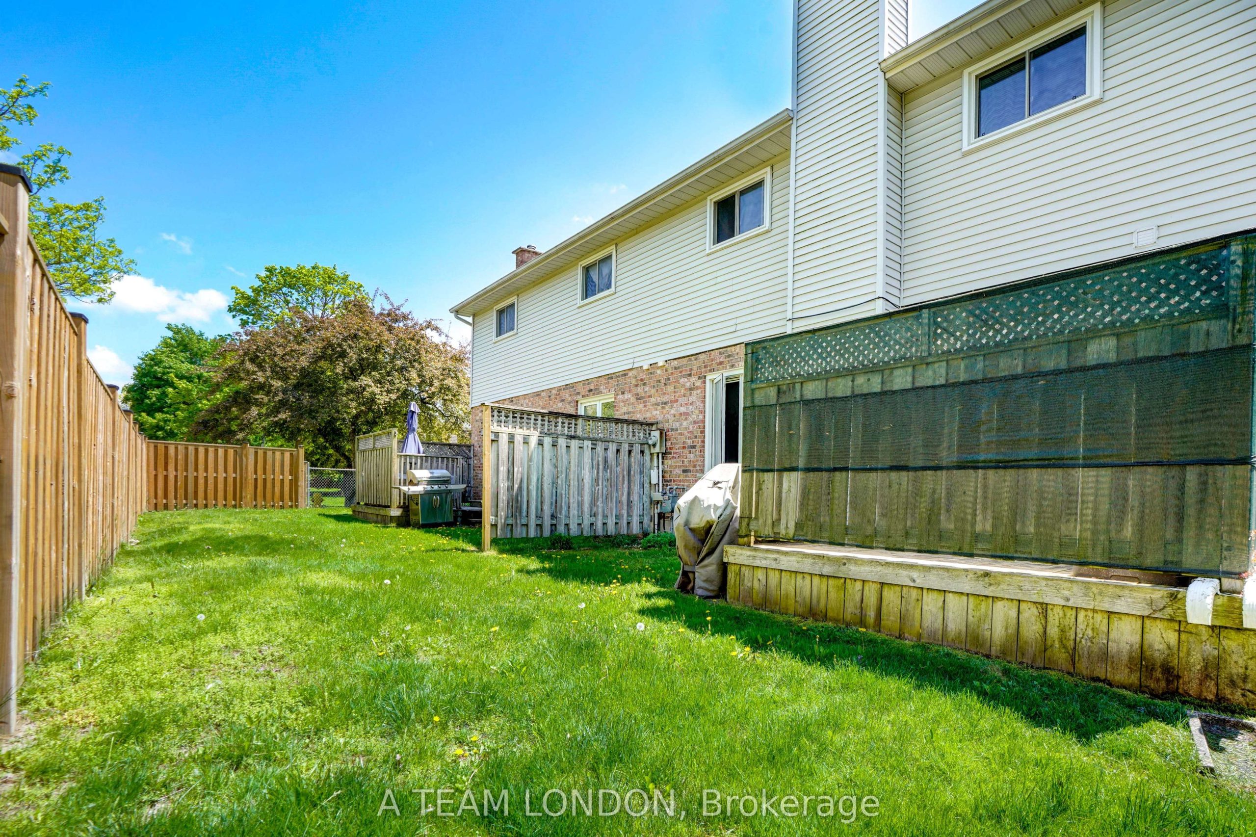 Home of the Week: 2-189 Homestead Crescent 2-189 Homestead Crescent Home of the Week