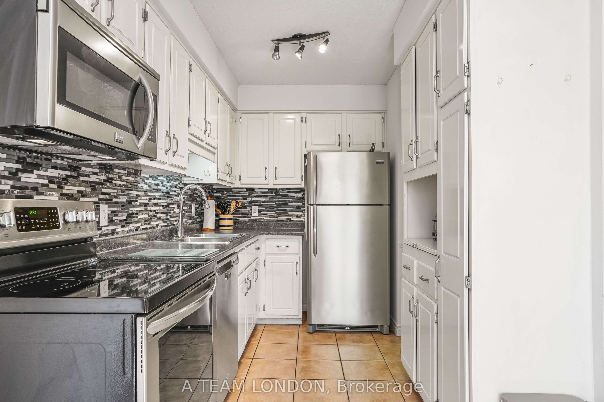 Home of the Week: 2-189 Homestead Crescent 2-189 Homestead Crescent Home of the Week