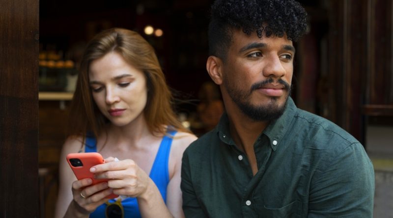 Overusing tech in relationships can kill spontaneity in Calgary romances online casinos Partner Spotlight