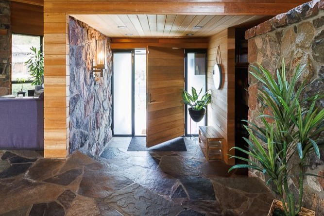 Home of the Week: 763 Clearview Crescent 763 Clearview Crescent Focus