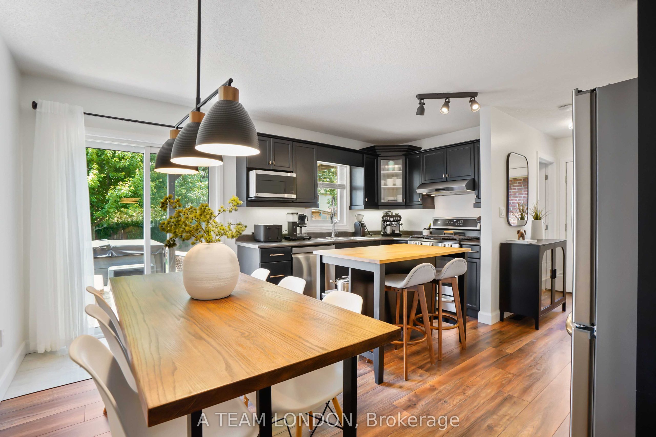 Home of the Week: 105 Penhale Avenue South 105 Penhale Avenue South Focus
