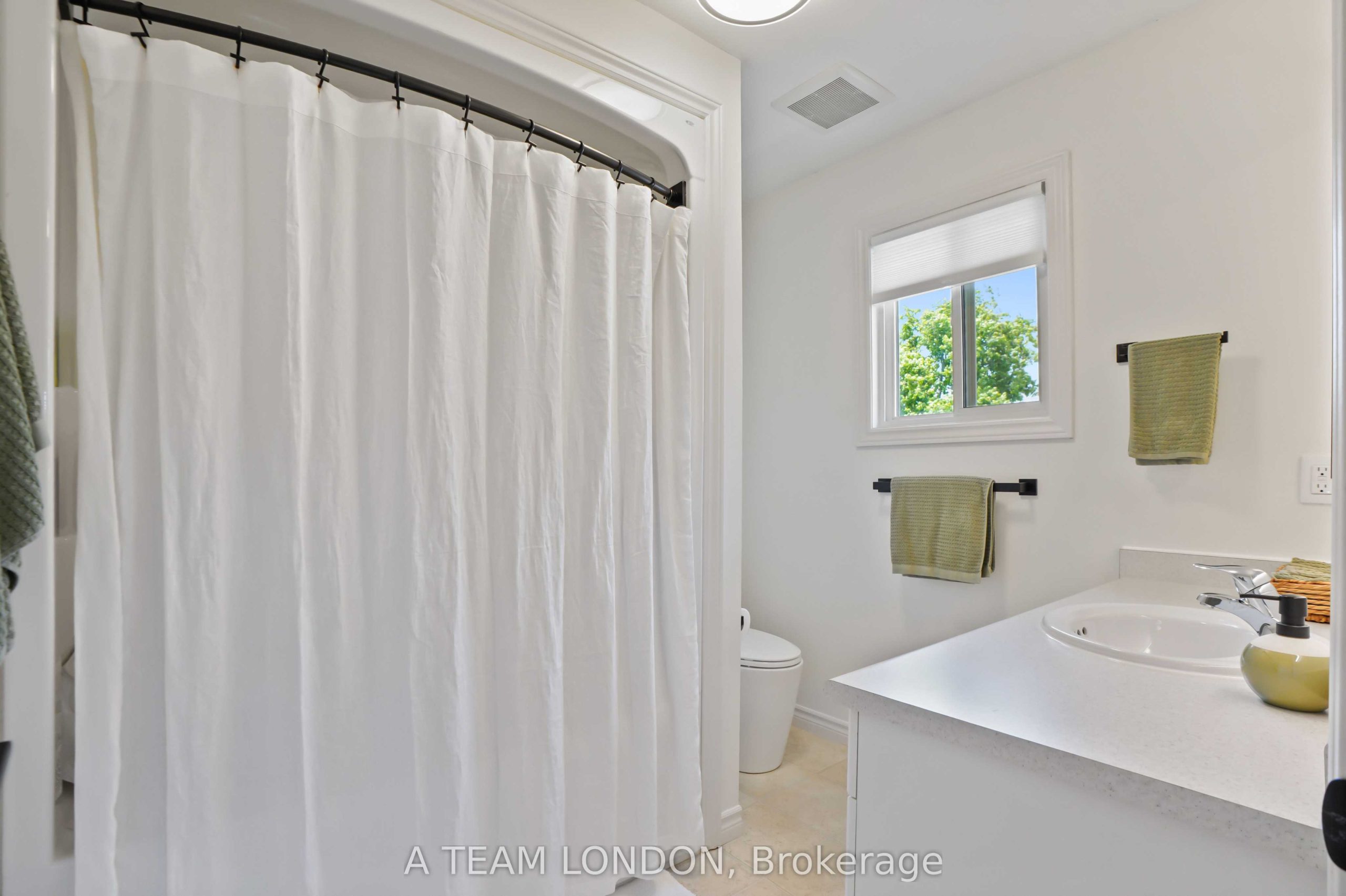 Home of the Week: 105 Penhale Avenue South 105 Penhale Avenue South Focus