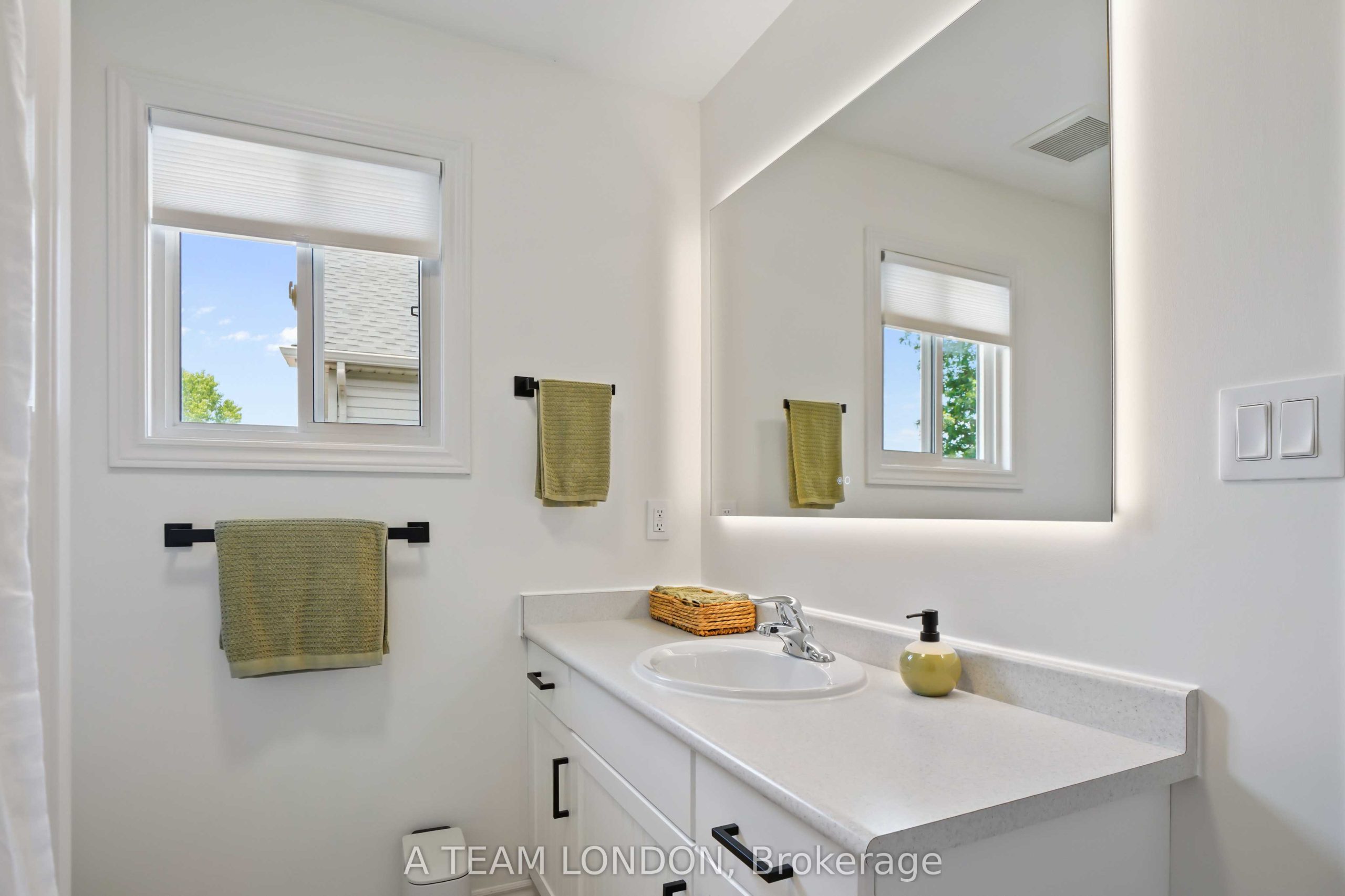 Home of the Week: 105 Penhale Avenue South 105 Penhale Avenue South Focus