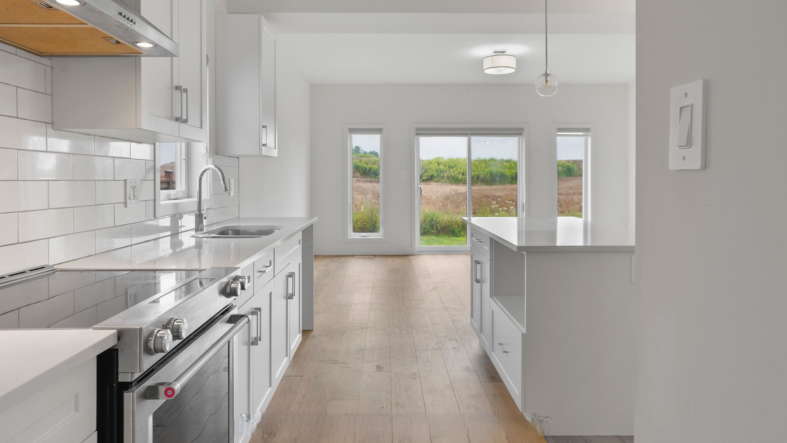 Home of the Week: 1612 Capri Crescent 1612 Capri Crescent Home of the Week