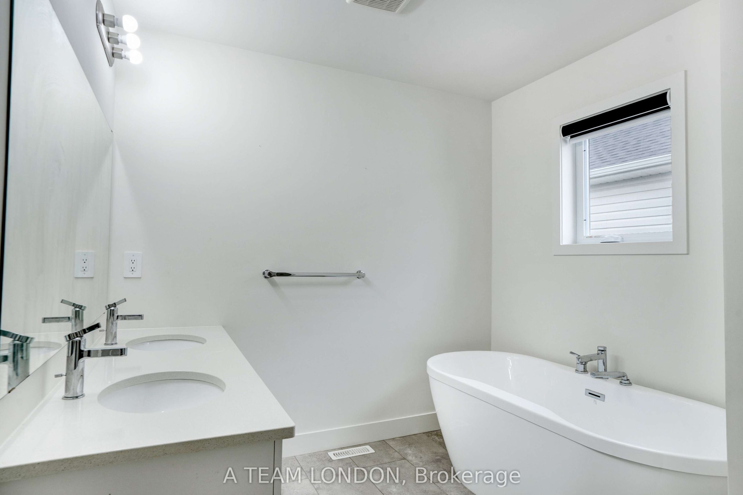 Home of the Week: 1612 Capri Crescent 1612 Capri Crescent Home of the Week