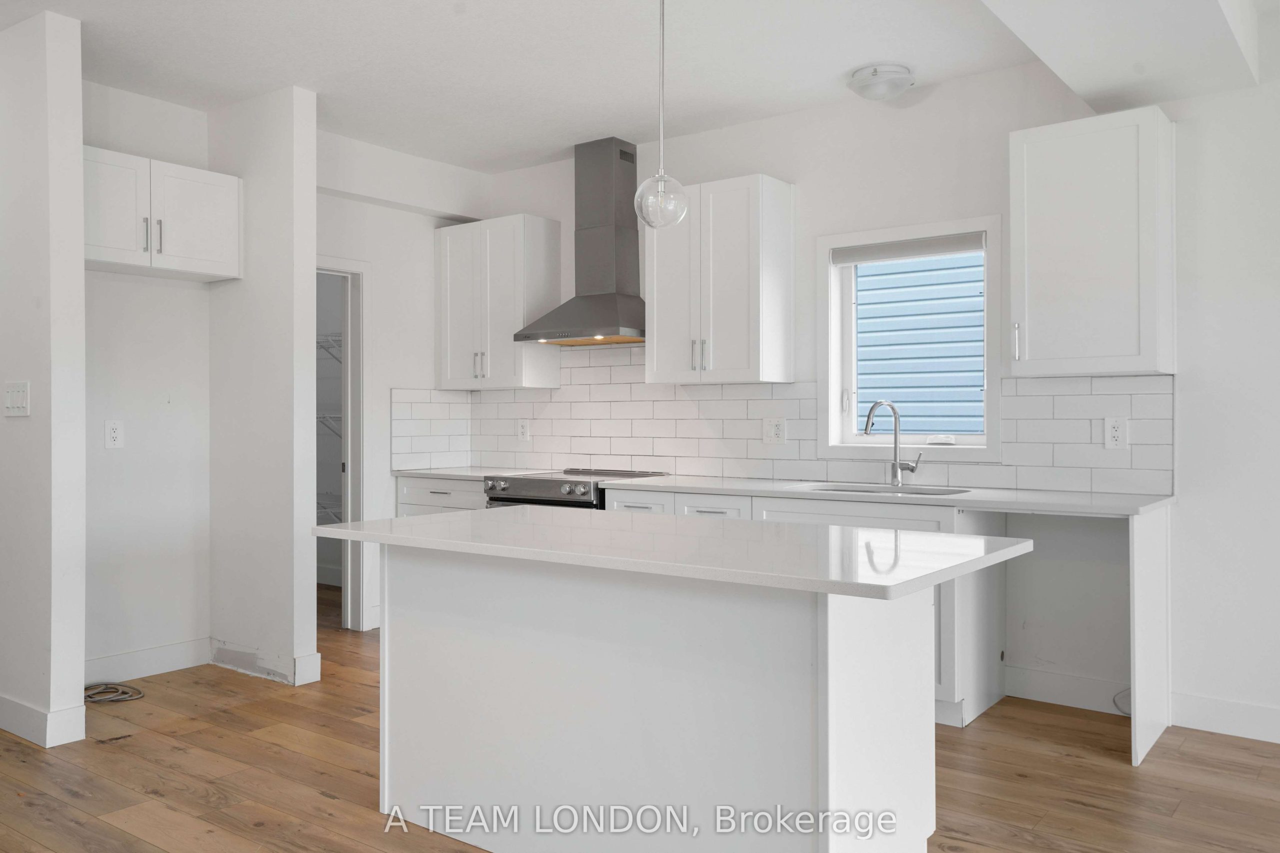 Home of the Week: 1612 Capri Crescent 1612 Capri Crescent Home of the Week