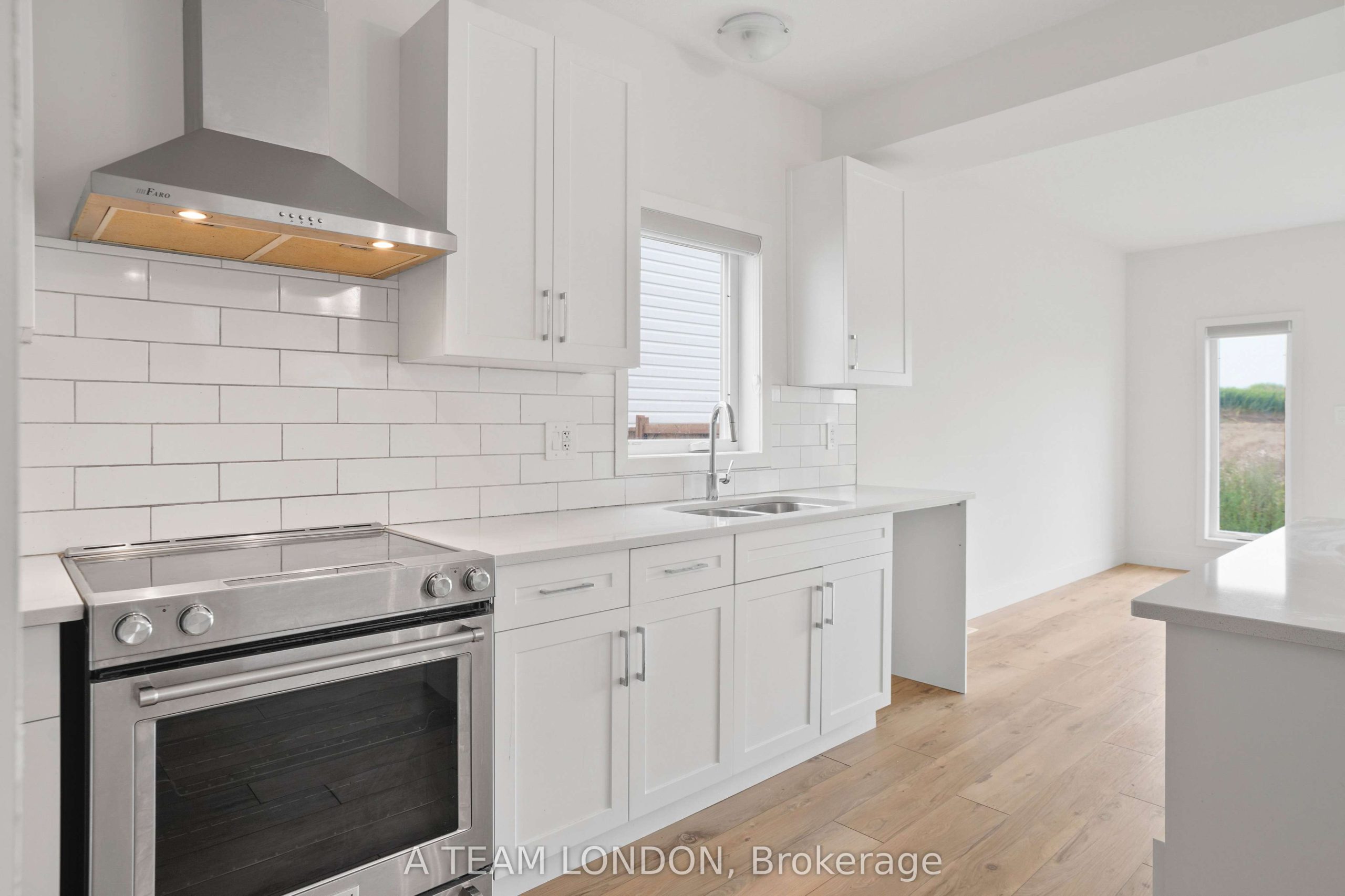 Home of the Week: 1612 Capri Crescent 1612 Capri Crescent Home of the Week