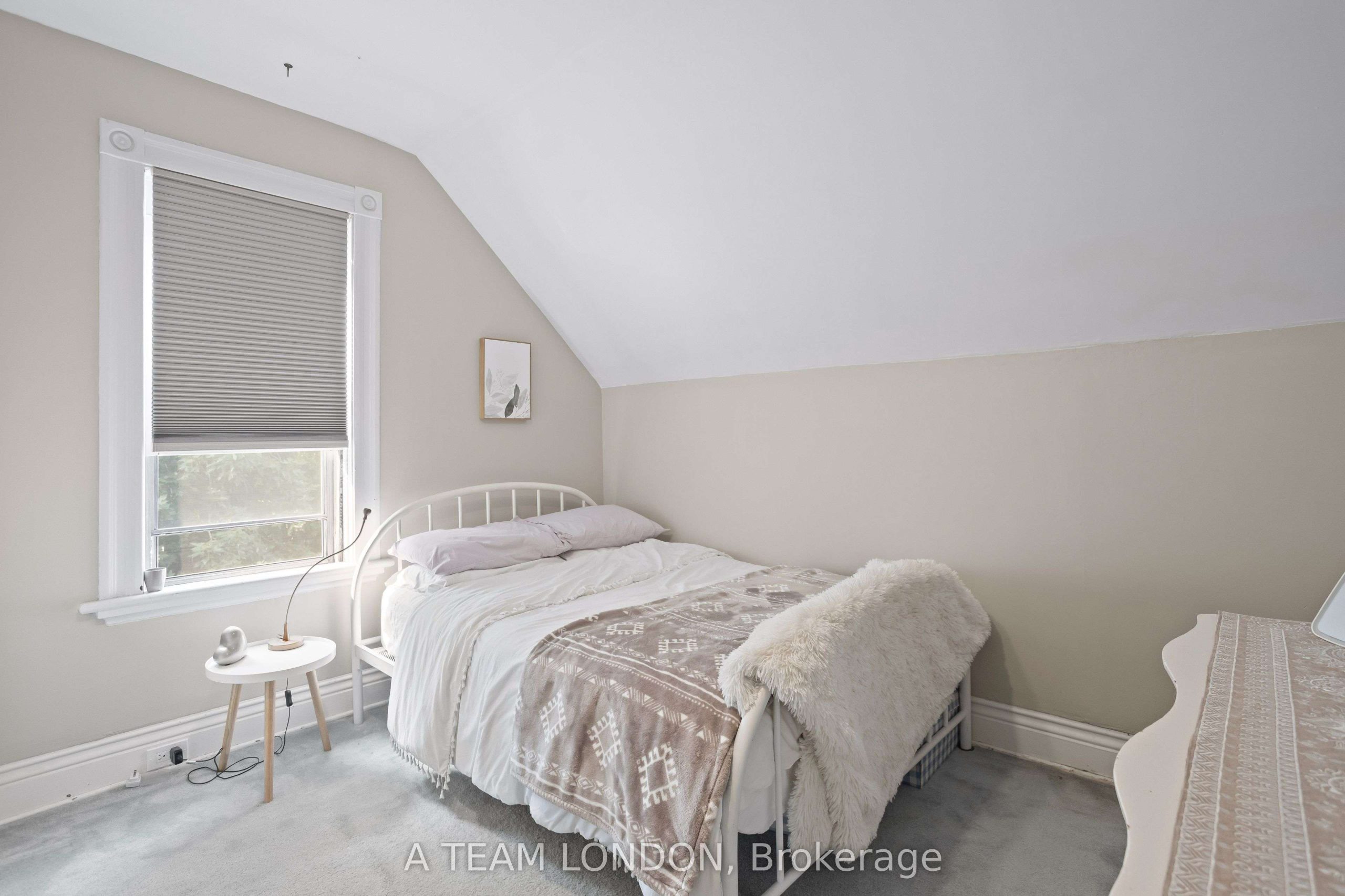 Home of the Week: 793 Lorne Avenue ghost London