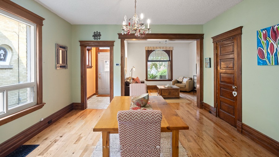 Home of the Week: 793 Lorne Avenue ghost London