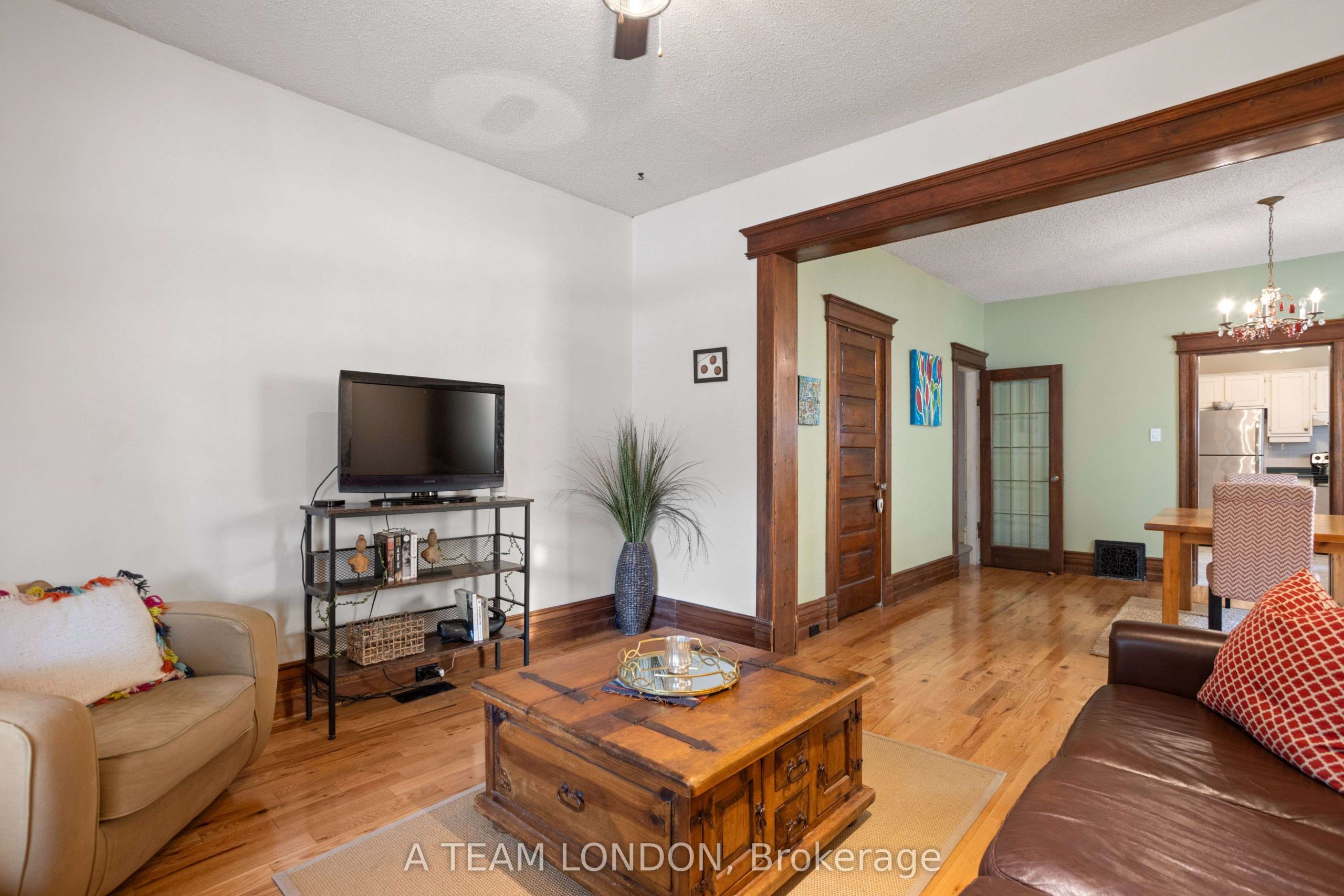 Home of the Week: 793 Lorne Avenue ghost London
