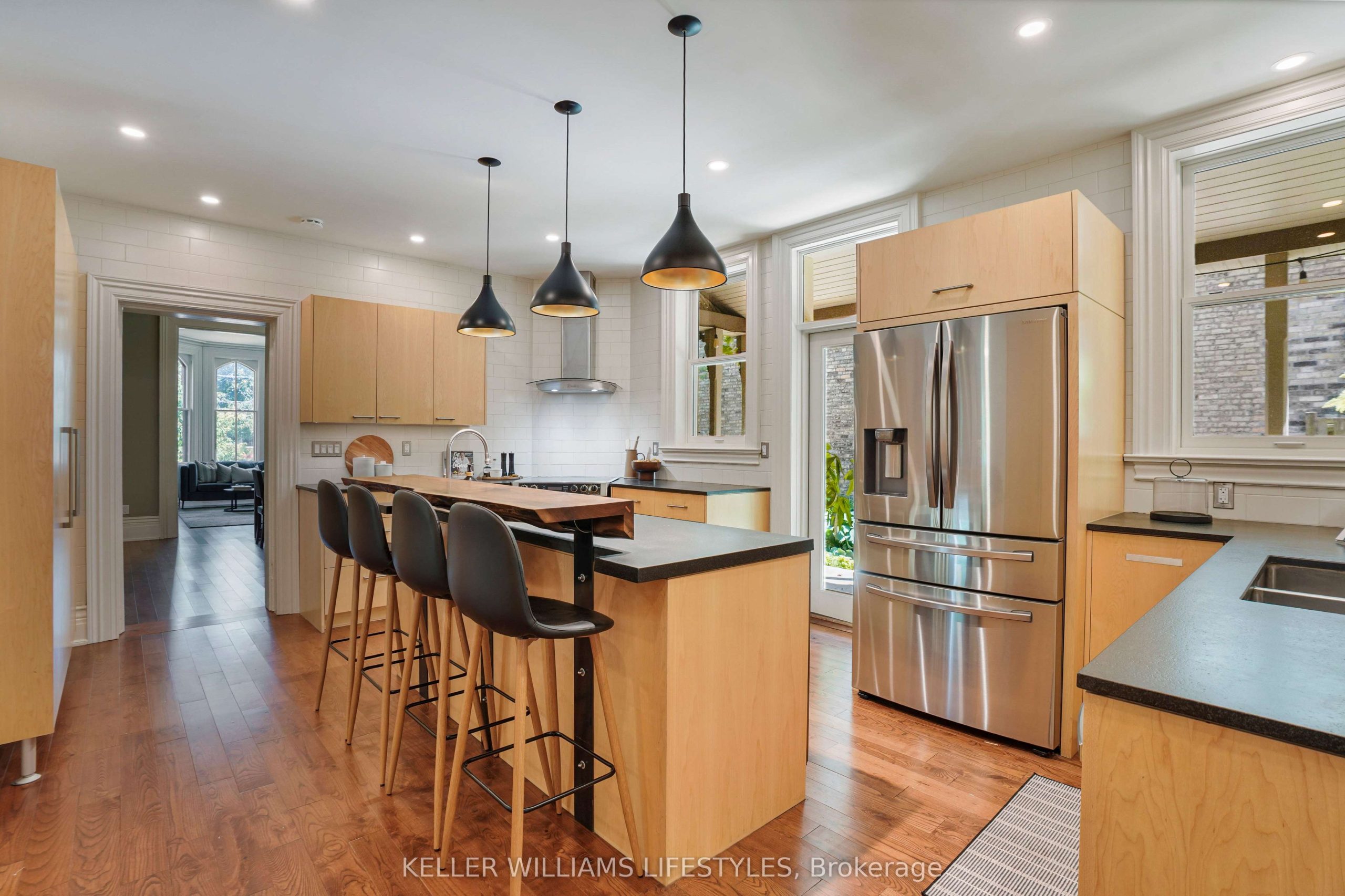 Home of the Week: 515 William Street 515 william street Highlights