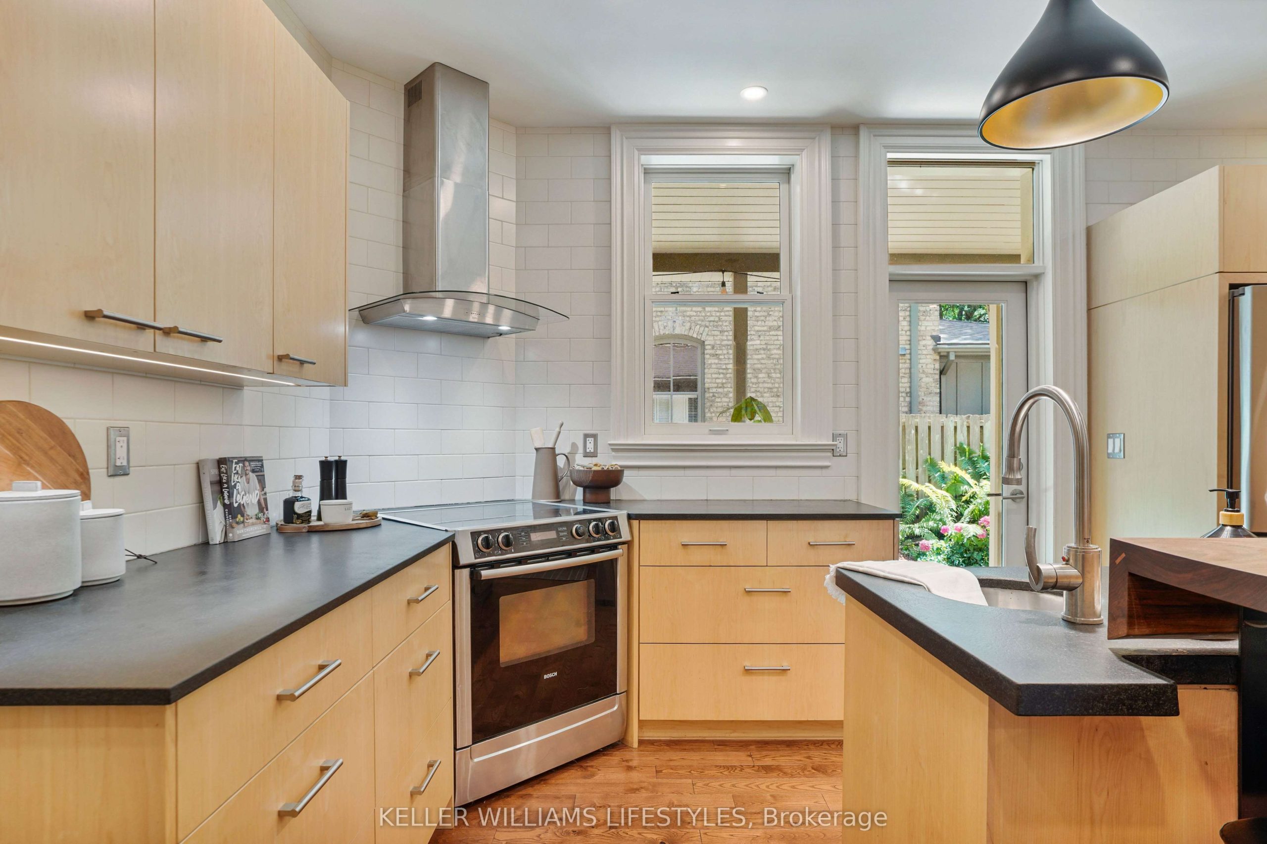 Home of the Week: 515 William Street 515 william street Highlights