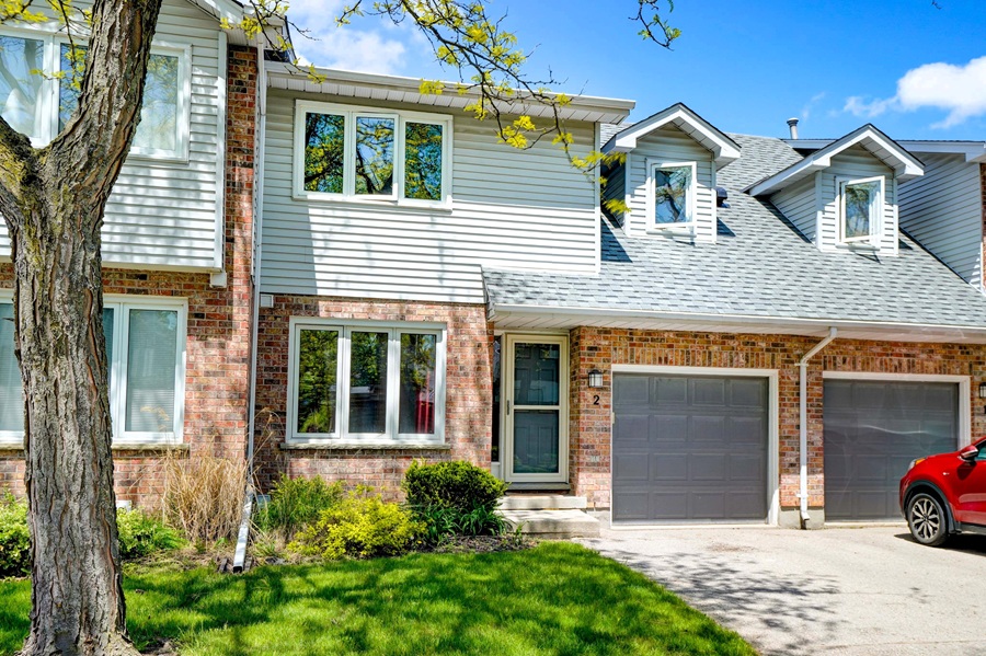 2-189 Homestead Crescent
