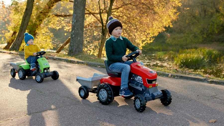 The educational benefits of farm toys: More than just play farm toys Partner Spotlight