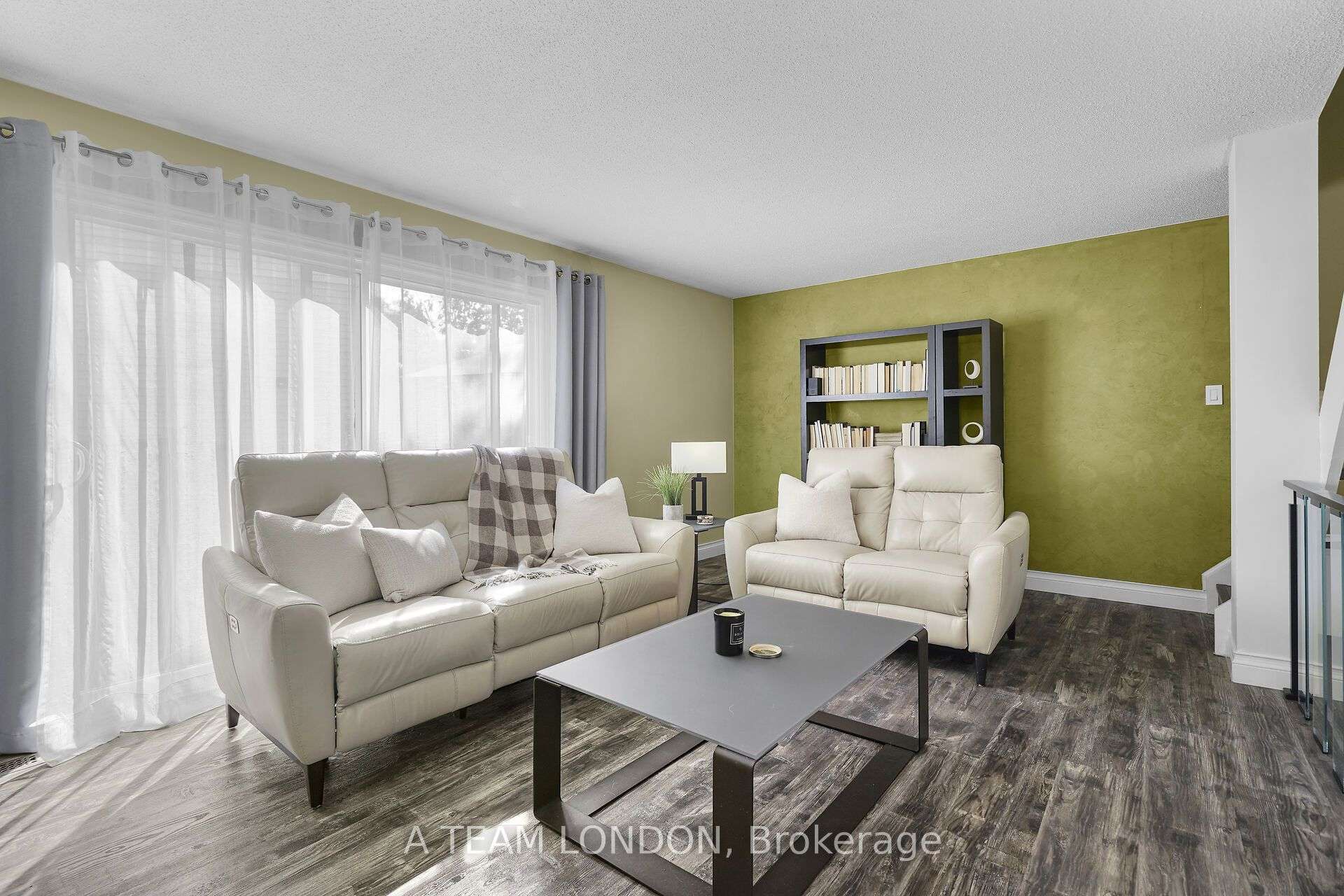 Home of the Week: 82-120 Centre Street | 82-120 Centre Street | London Inc Magazine Home of the Week: 82-120 Centre Street 82-120 Centre Street Focus