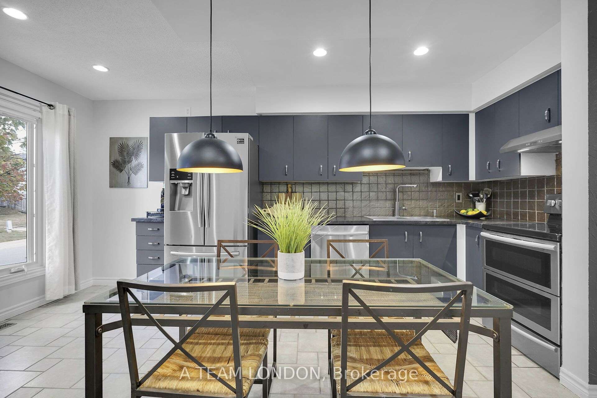 Home of the Week: 82-120 Centre Street | 82-120 Centre Street | London Inc Magazine Home of the Week: 82-120 Centre Street 82-120 Centre Street Focus