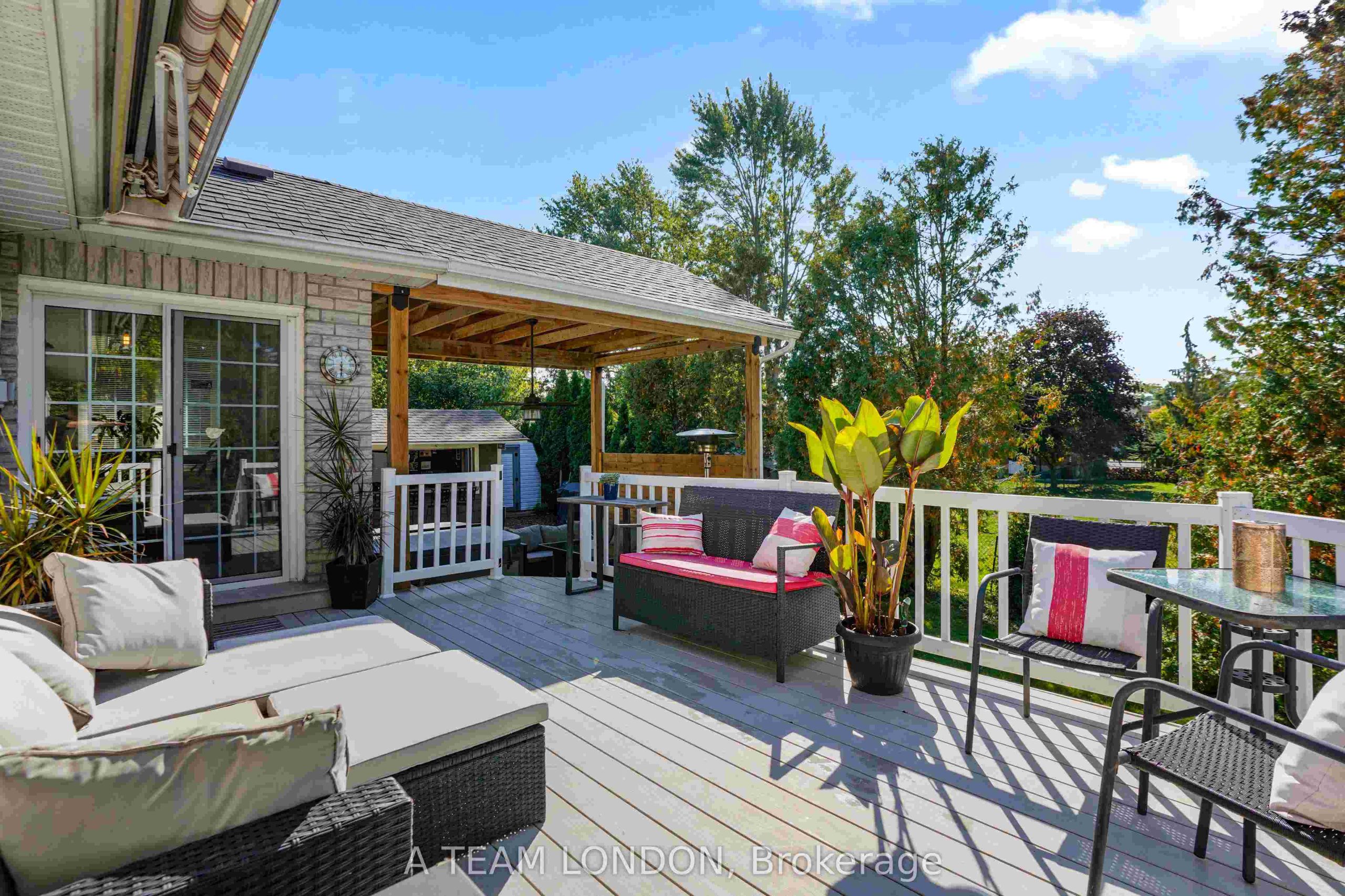 Home of the Week: 12 Huntington Terrace dispatch Southwestern Ontario
