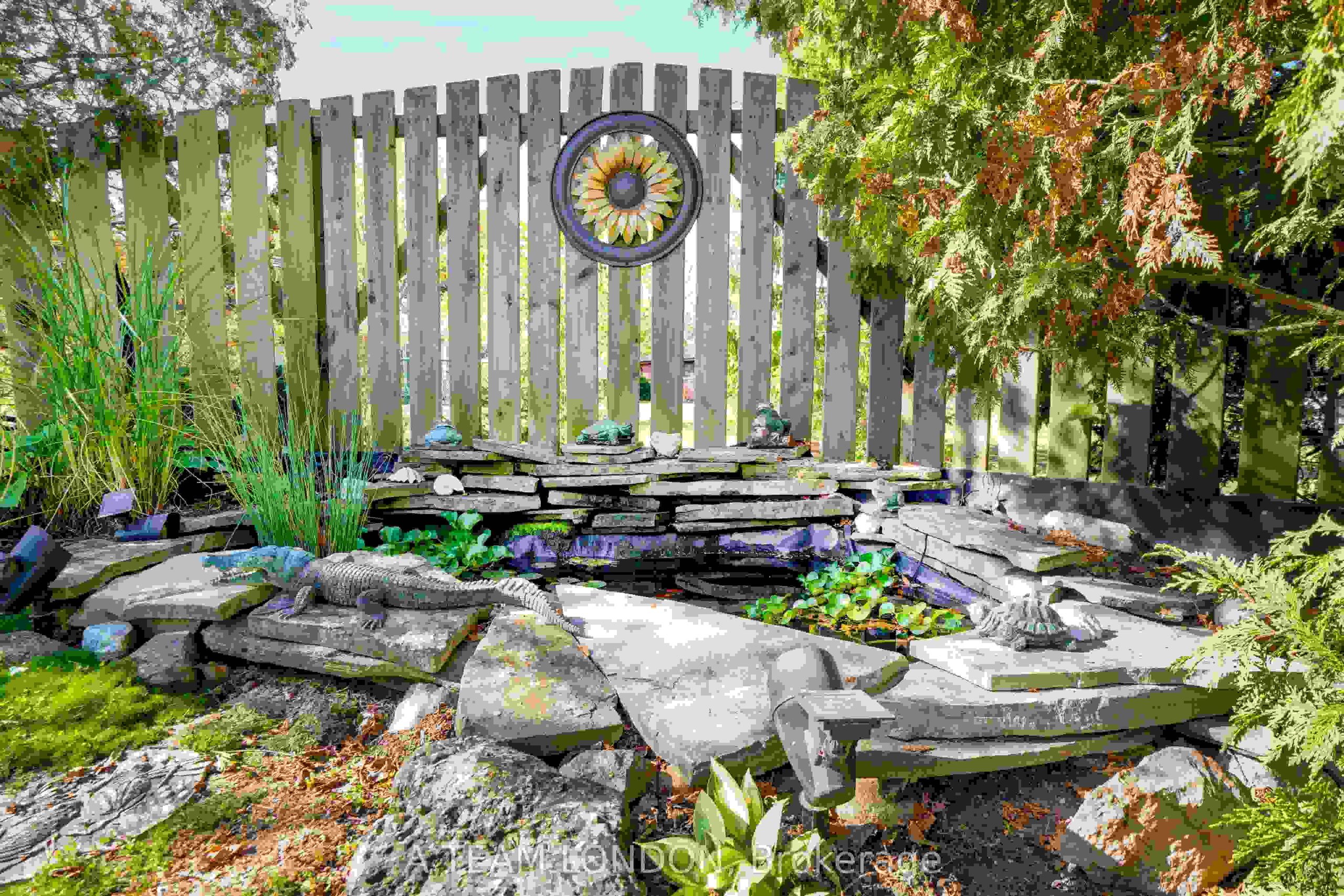Home of the Week: 12 Huntington Terrace dispatch Southwestern Ontario