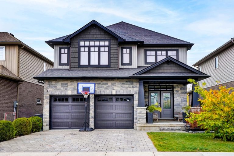 2749 Seven Oaks Ridge