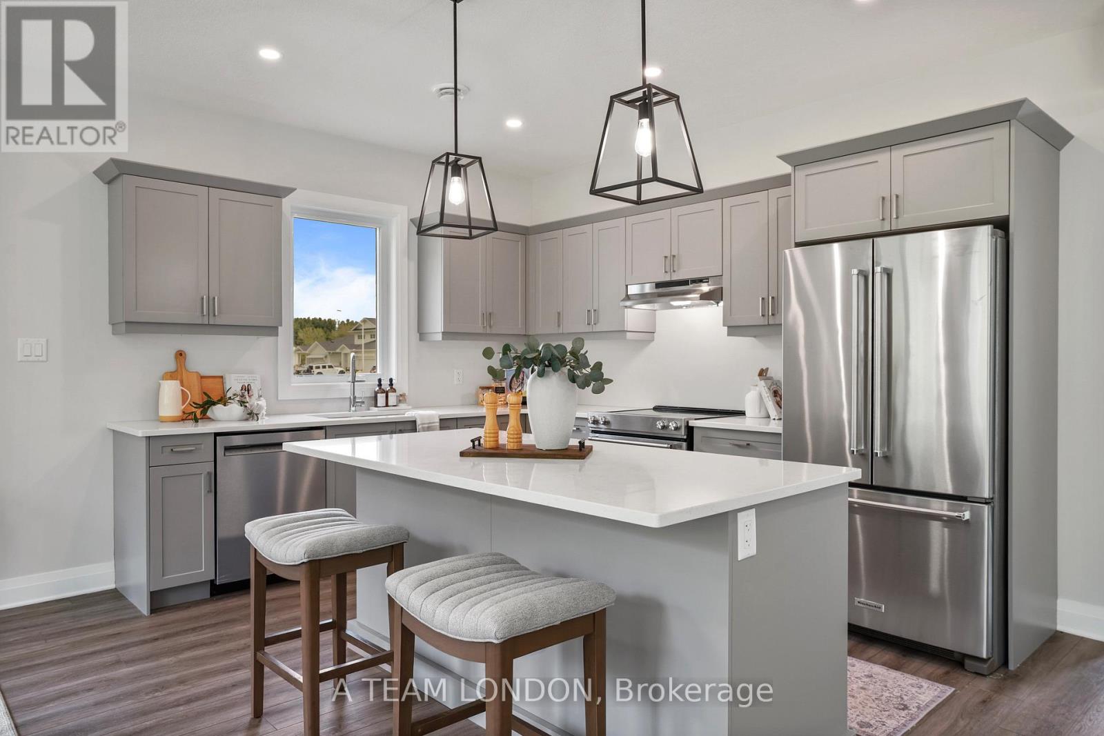 Home of the Week: 93 The Promenade 93 The Promenade Home of the Week