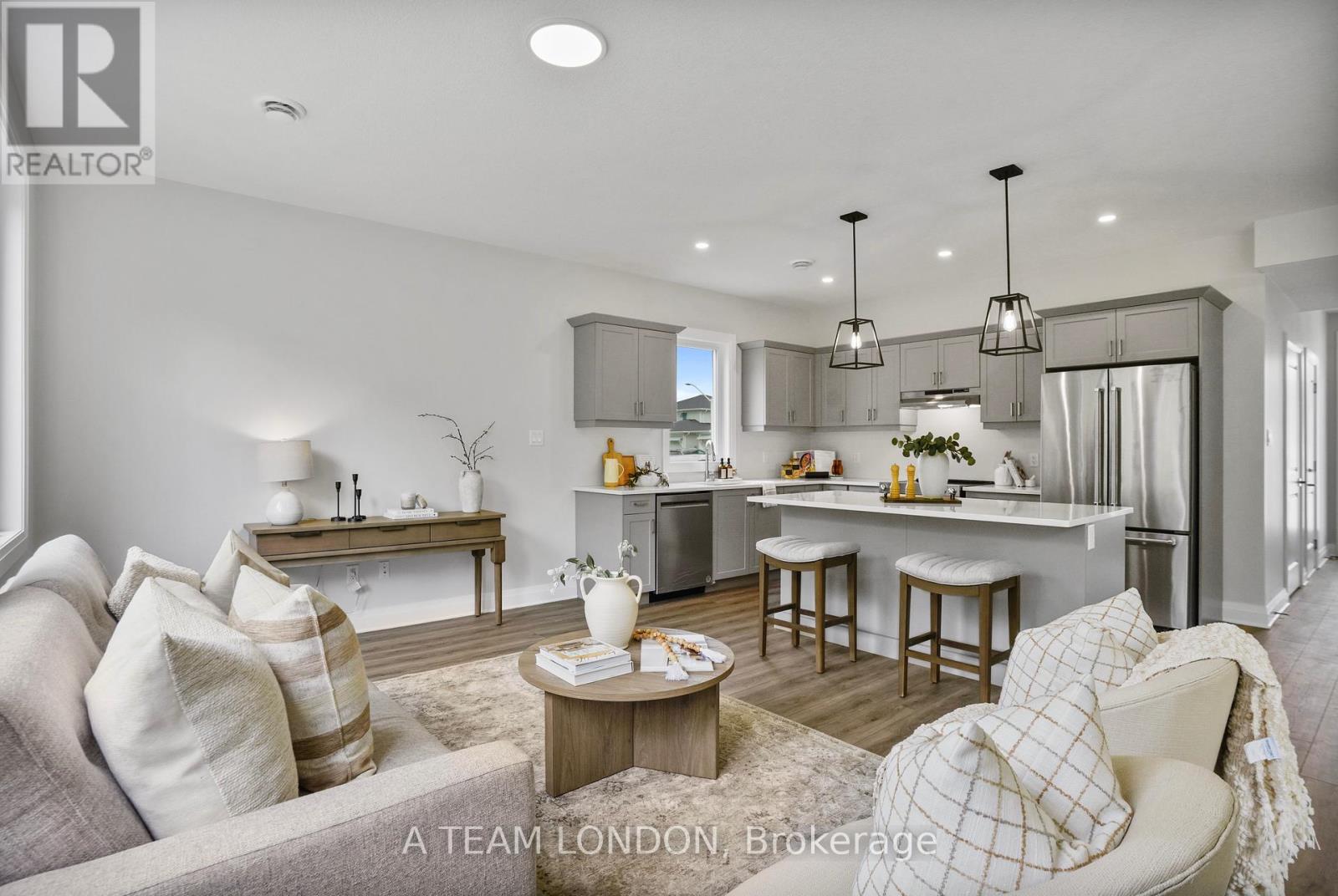 Home of the Week: 93 The Promenade 93 The Promenade Home of the Week