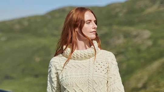 Sweater weather essentials: Christmas gifts for her | sweater | London Inc Magazine Sweater weather essentials: Christmas gifts for her sweater Partner Spotlight