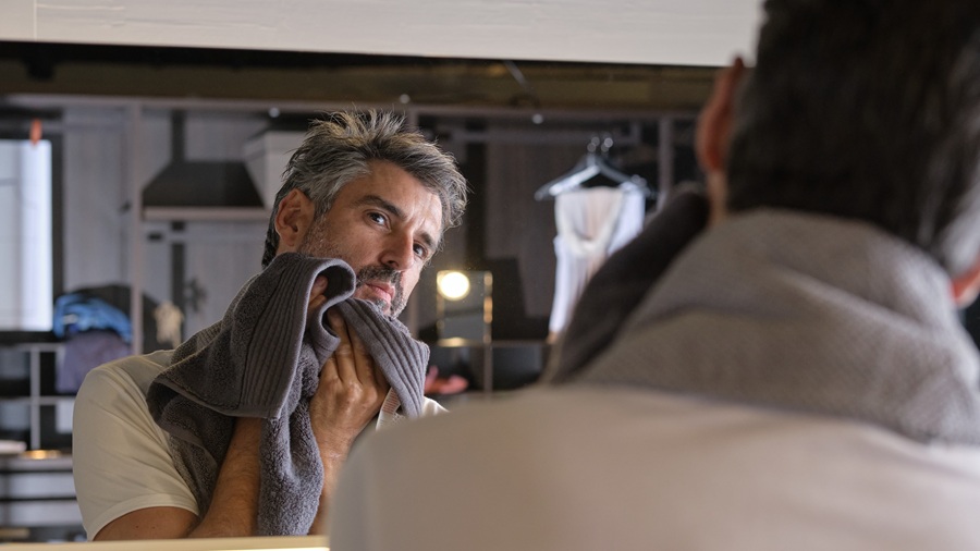 How to Maintain your ‘sharp fade’ between visits to a barber shop fade Partner Spotlight