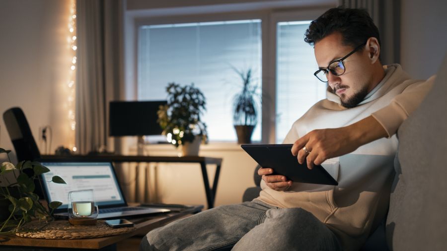 Everyday tech habits that improve modern quality of life | habits | London Inc Magazine Everyday tech habits that improve modern quality of life habits Partner Spotlight