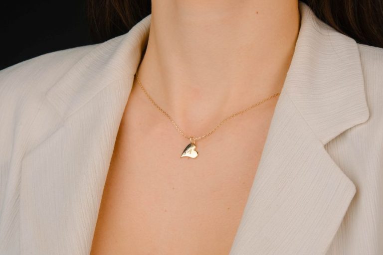 dainty
