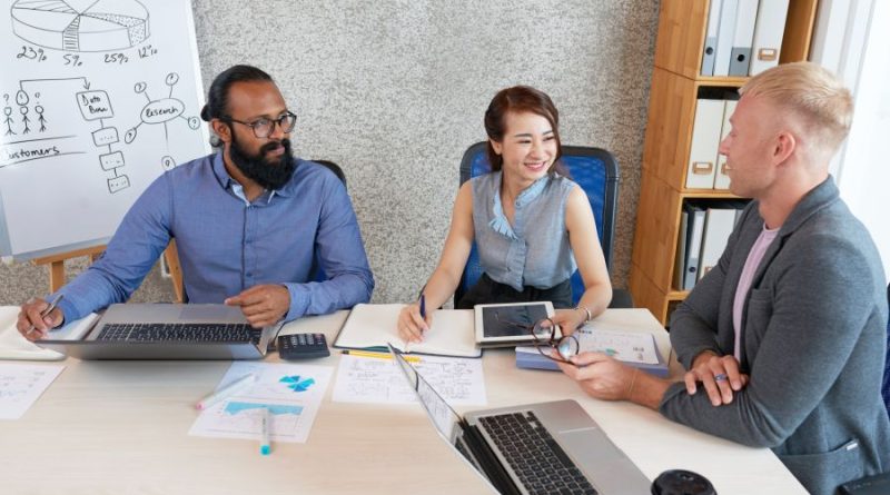 How to build an online community that strengthens customer loyalty build Partner Spotlight